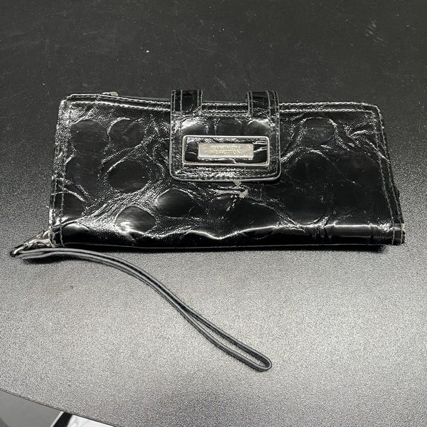 Kenneth Cole Reaction Elongated Flap Clutch Wristlet Wallet Black