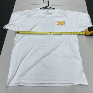 Michigan University Wolverines "Football Bowl Tradition"� T-shirt Size XL - Hype Stew Sneakers Detroit