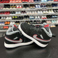 Air Jordan 1 Mid Black Particle Grey Gym Red TD 640735-060 Kids Size 7C - Hype Stew Sneakers Detroit