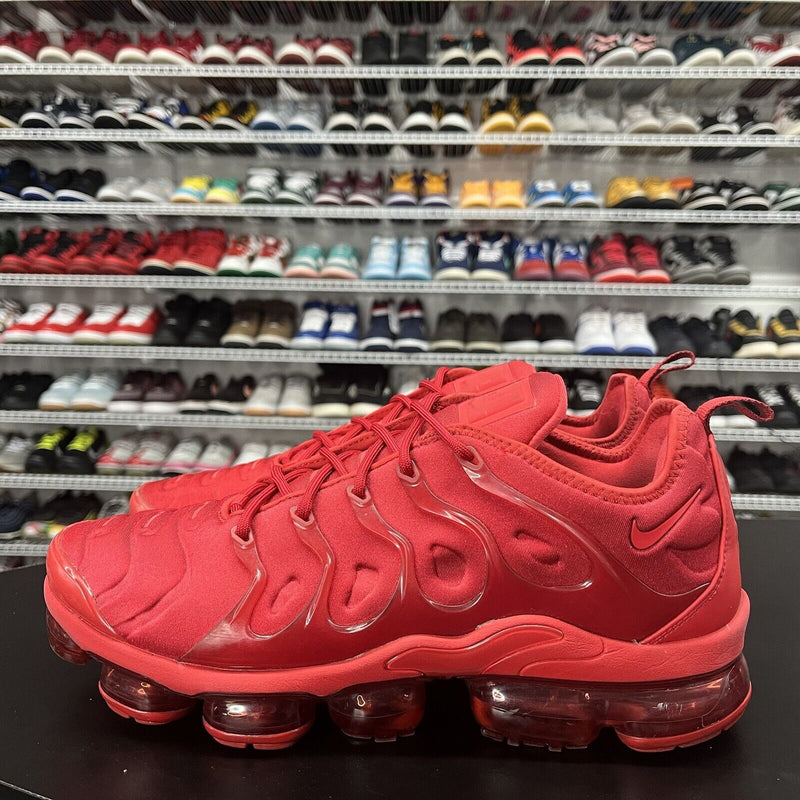 Nike Air Vapormax Plus Triple Red CW6973-600 Men's Size 11.5 No Insoles With Box