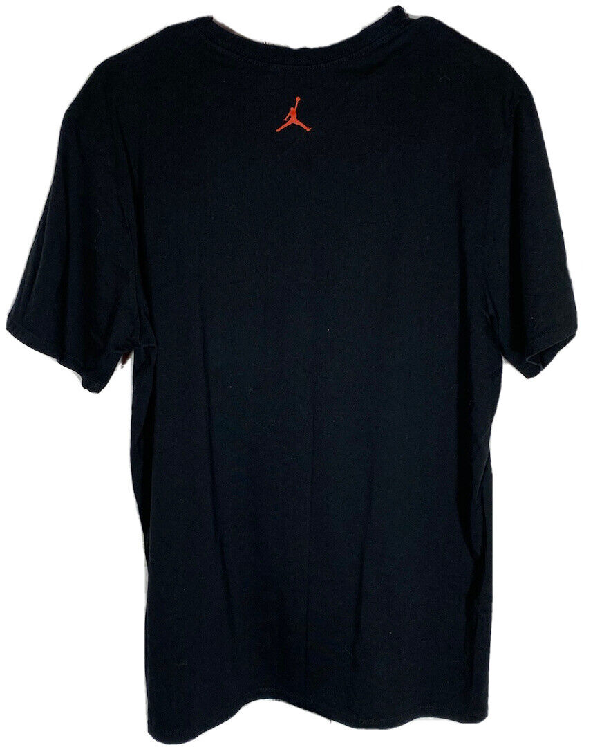 Vintage 2002 Nike Air Jordan Men's Dunk From Above T Shirt Size XL - Hype Stew Sneakers Detroit