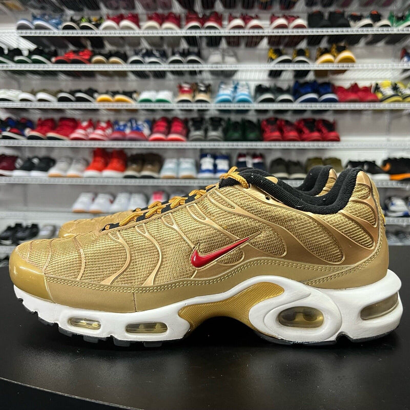 Nike Air Max Plus TN 1 Tuned Air Metallic Gold/Red 903827-700 Men's Size 10 - Hype Stew Sneakers Detroit