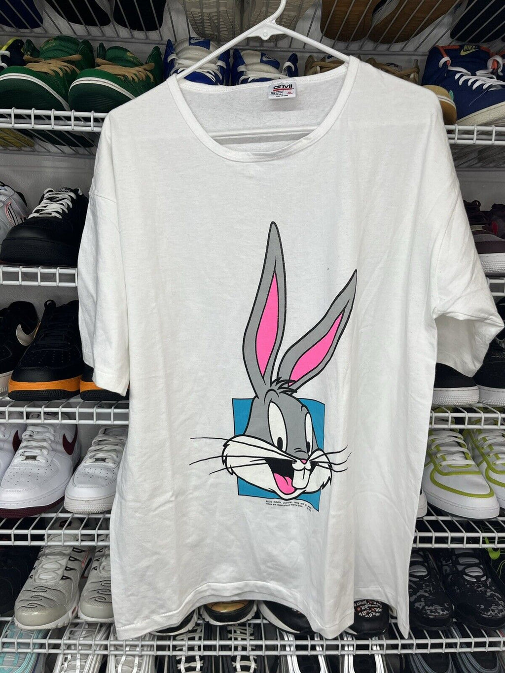 Vintage 90's Looney Tunes Anvil Bugs Bunny Graphic T-Shirt Adult Unisex XL - Hype Stew Sneakers Detroit