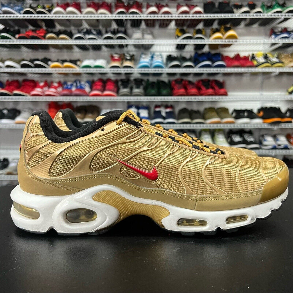 Nike Air Max Plus TN 1 Tuned Air Metallic Gold/Red 903827-700 Men's Size 10 - Hype Stew Sneakers Detroit