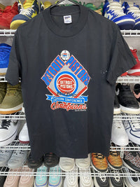 Vtg 1989 Detroit Pistons NBA Finals T Shirt Bad Boys Tench Sz L - Hype Stew Sneakers Detroit
