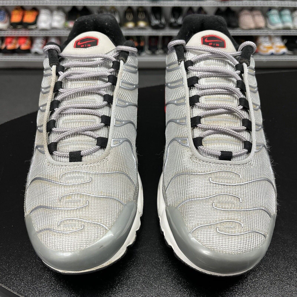 Nike Air Max Plus Silver Bullet Red White 903827-001 Men's Size 9.5 - Hype Stew Sneakers Detroit