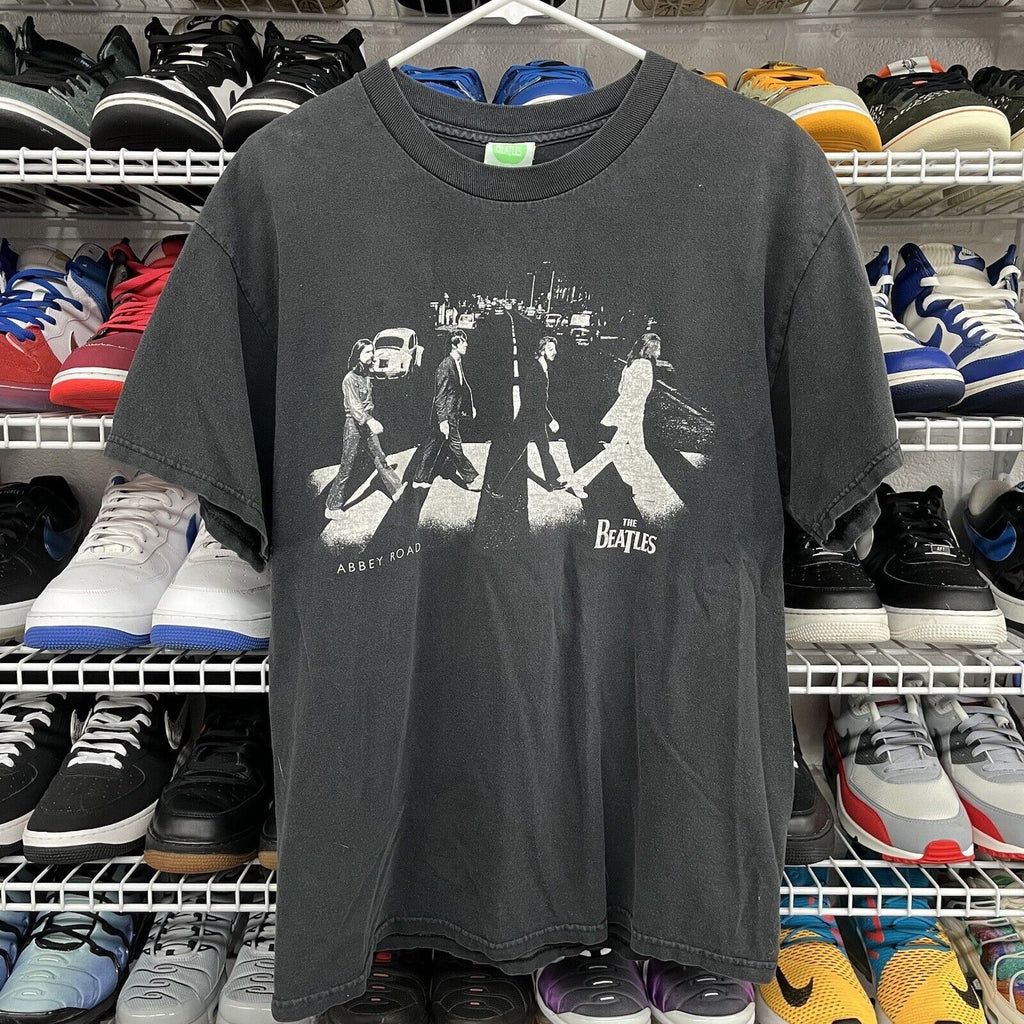 Vintage Y2K The Beatles Abbey Road T Shirt Apple Official Black Size L - Hype Stew Sneakers Detroit