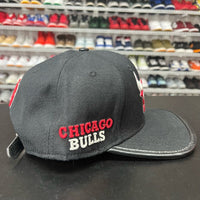 Pro Standard NBA Chicago Bulls Leather Trimmed Visor Black Strap Back Hat - Hype Stew Sneakers Detroit