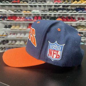 VTG 2000s Mitchell & Ness Chicago Bears Retro 80s Logo Spell Out Snapback Hat - Hype Stew Sneakers Detroit