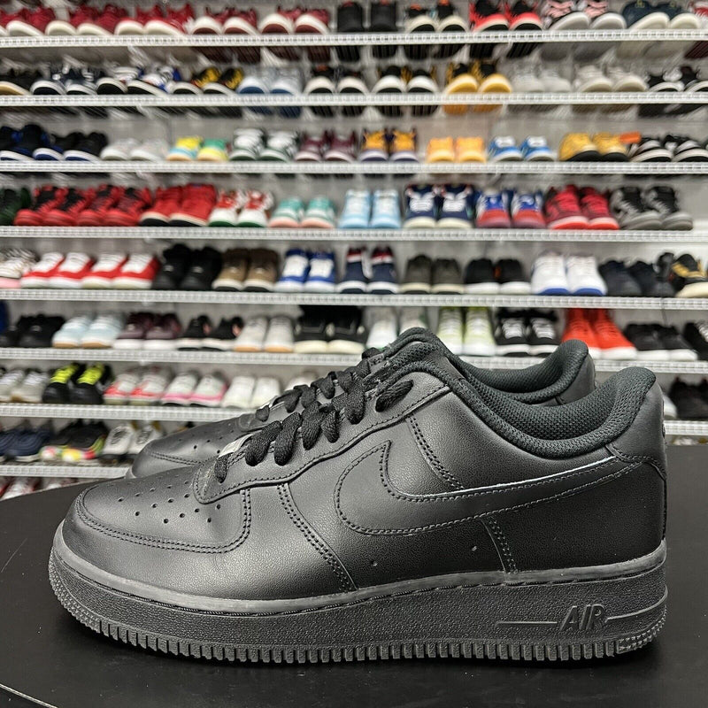 Nike Air Force 1 '07 Low Triple Black CW2288-001 Mens Size 8.5