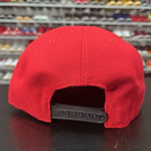 VTG 2000s 47 Brand Chicago Bulls Retro 90s Large Logo Red Snapback Hat - Hype Stew Sneakers Detroit