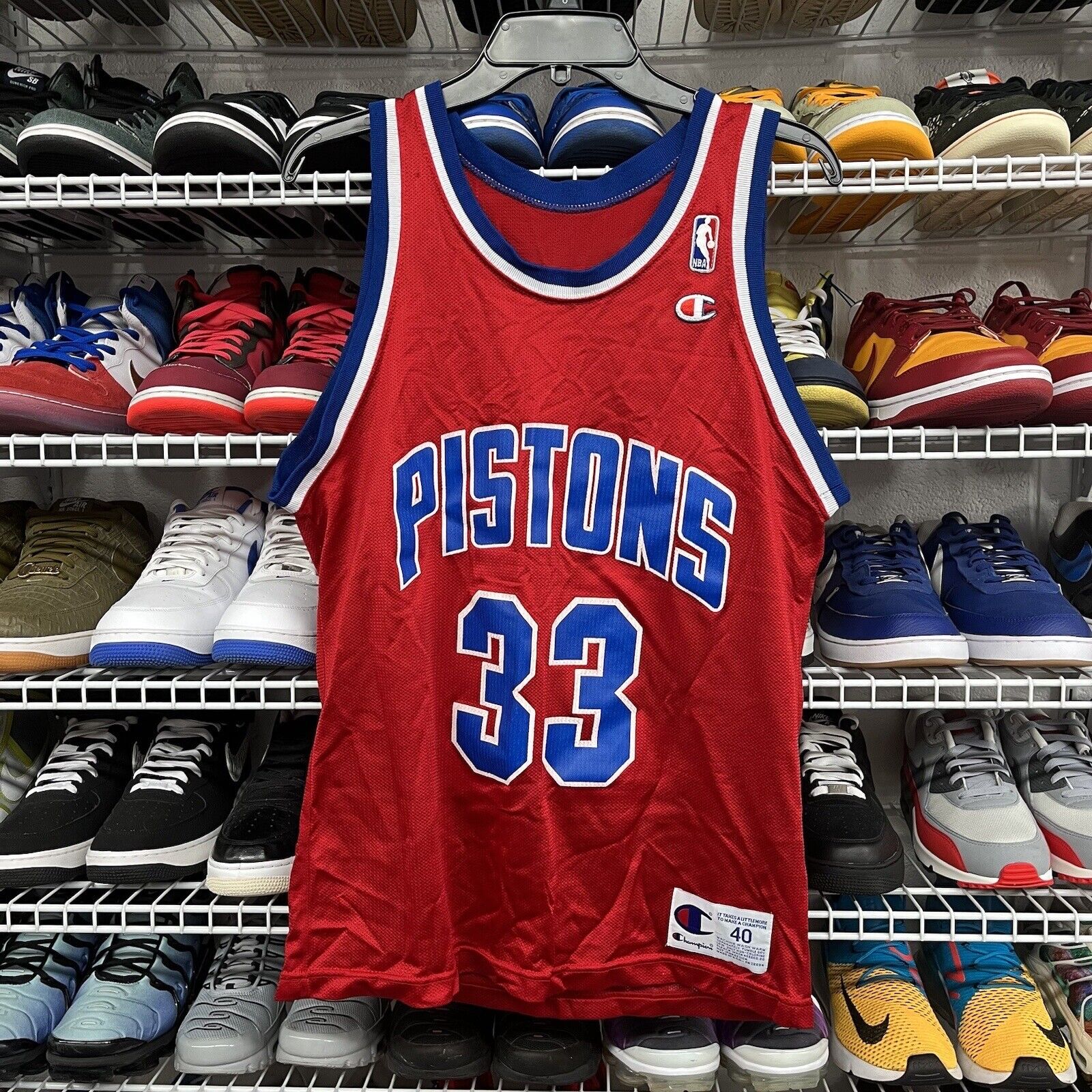 Vintage fashion Detroit Pistons Champion Jersey L