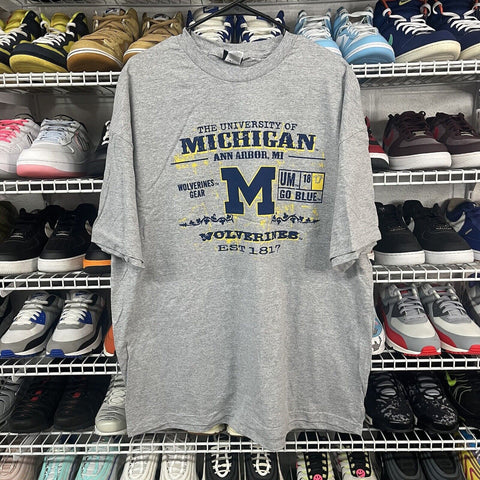 Vtg 2000s University of Michigan Vintage Wolverine's Gear Shirt Size XL Champs