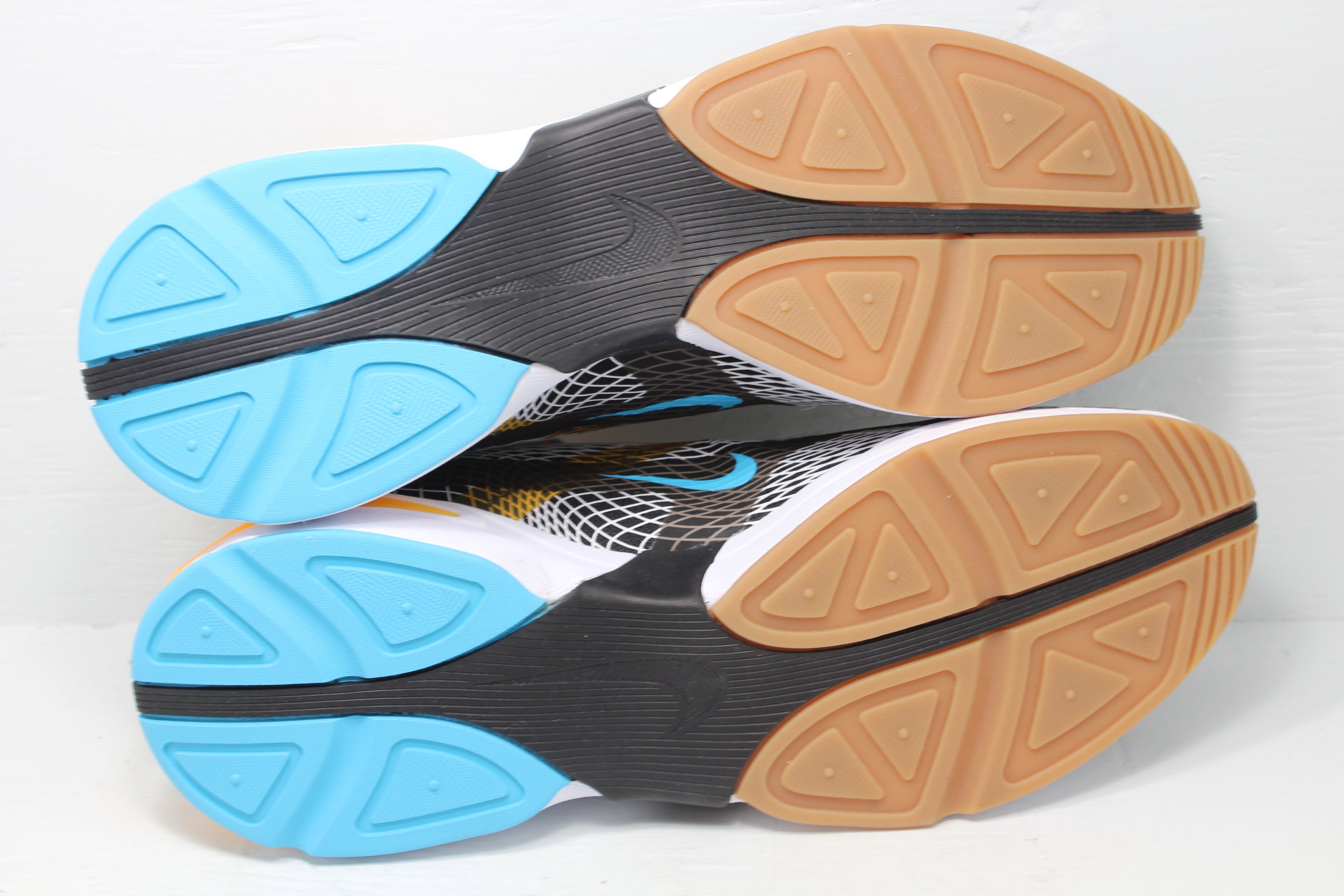 ＤＡI WＡ　HYＰＥ R TＡ NＡCＯM 500 Ｓ adidas Yeezy 500 High 'Wakaran' GZ7074