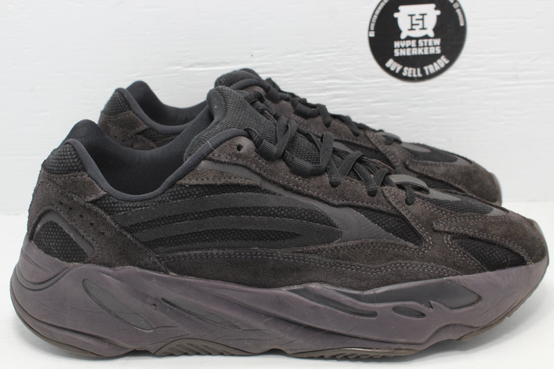 Adidas Yeezy Boost 700 V2 Vanta Adidas Yeezy Boost 700 V2 Vanta