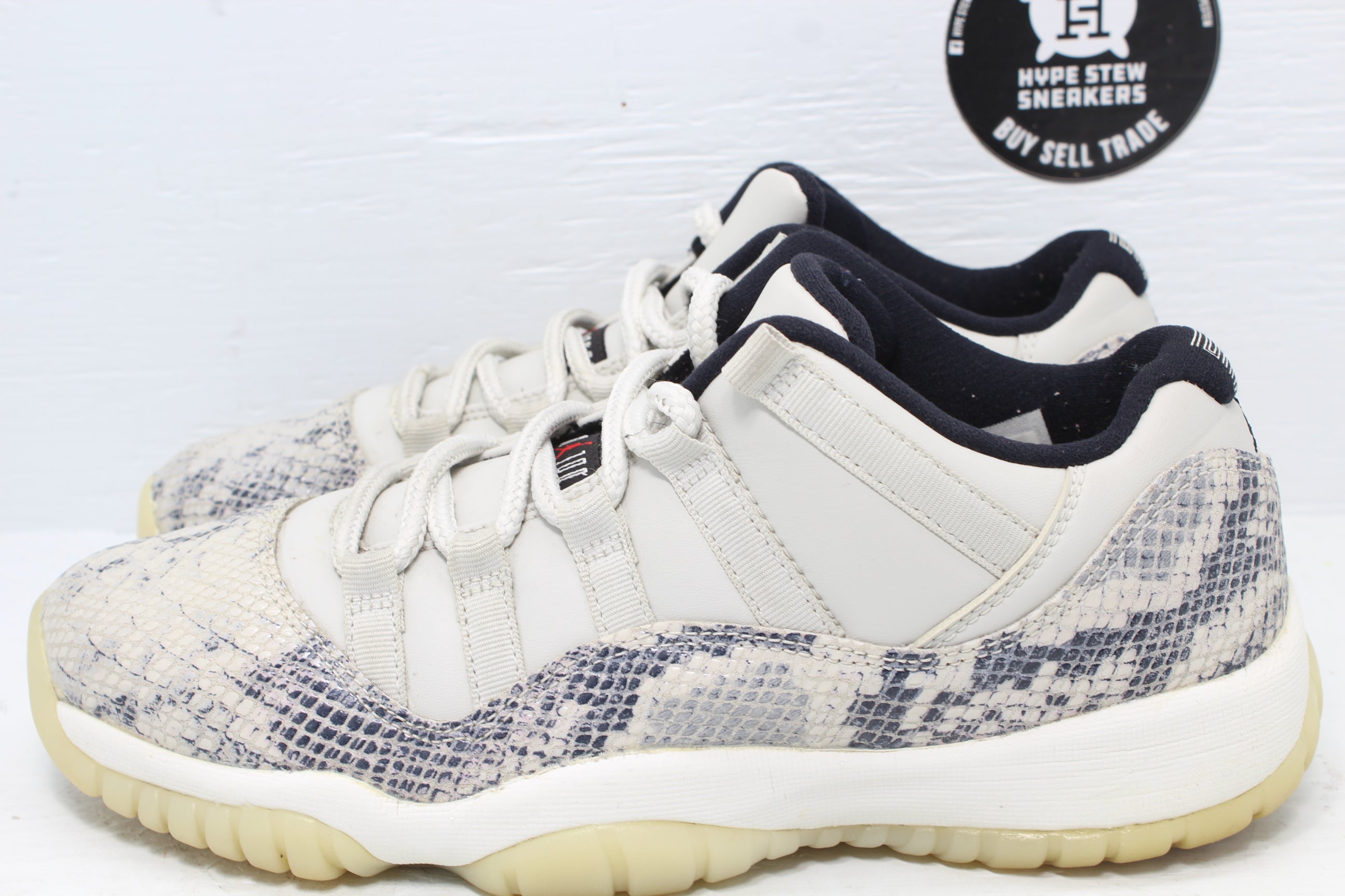 og snakeskin 11s
