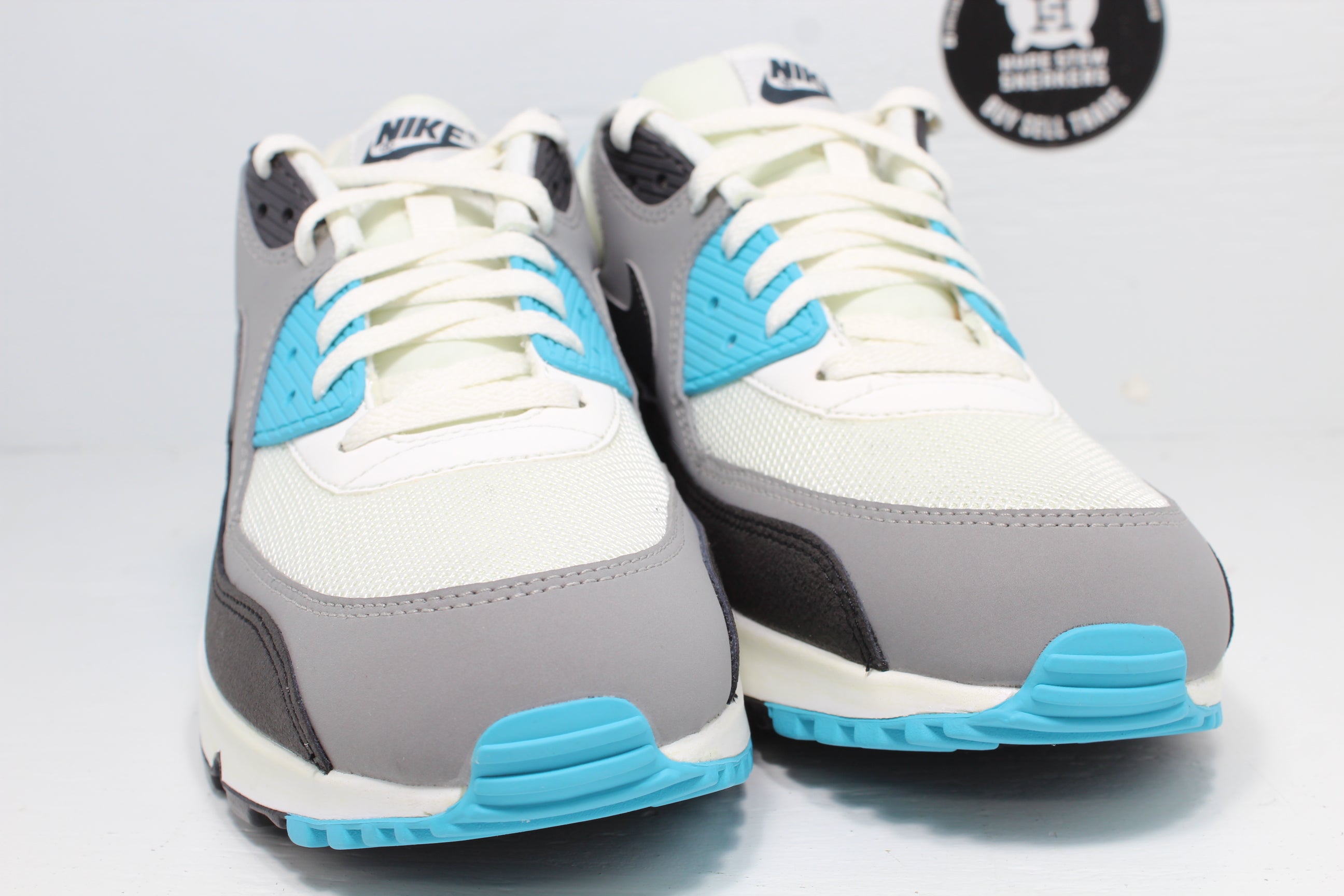 chlorine blue air max 90