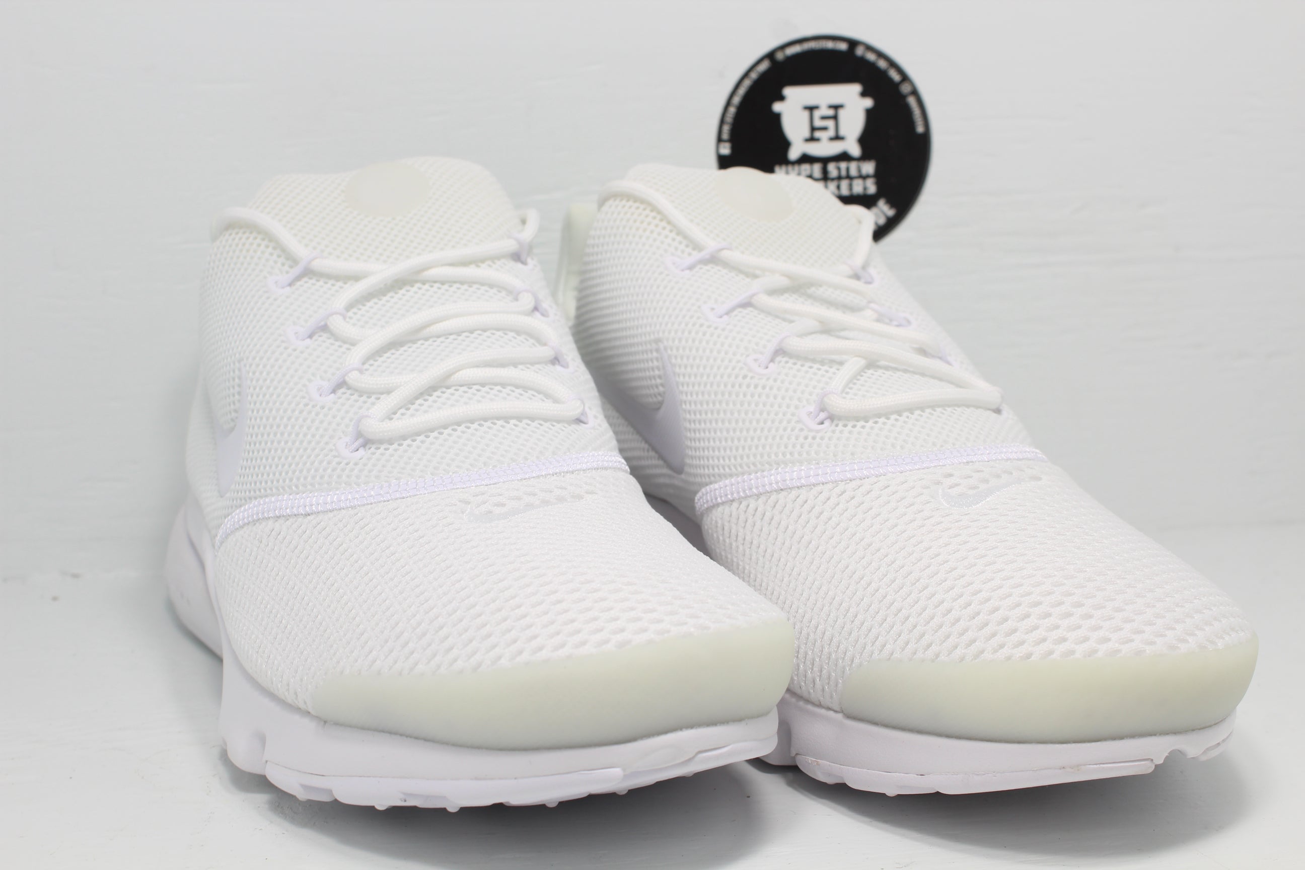 nike air presto all white mens