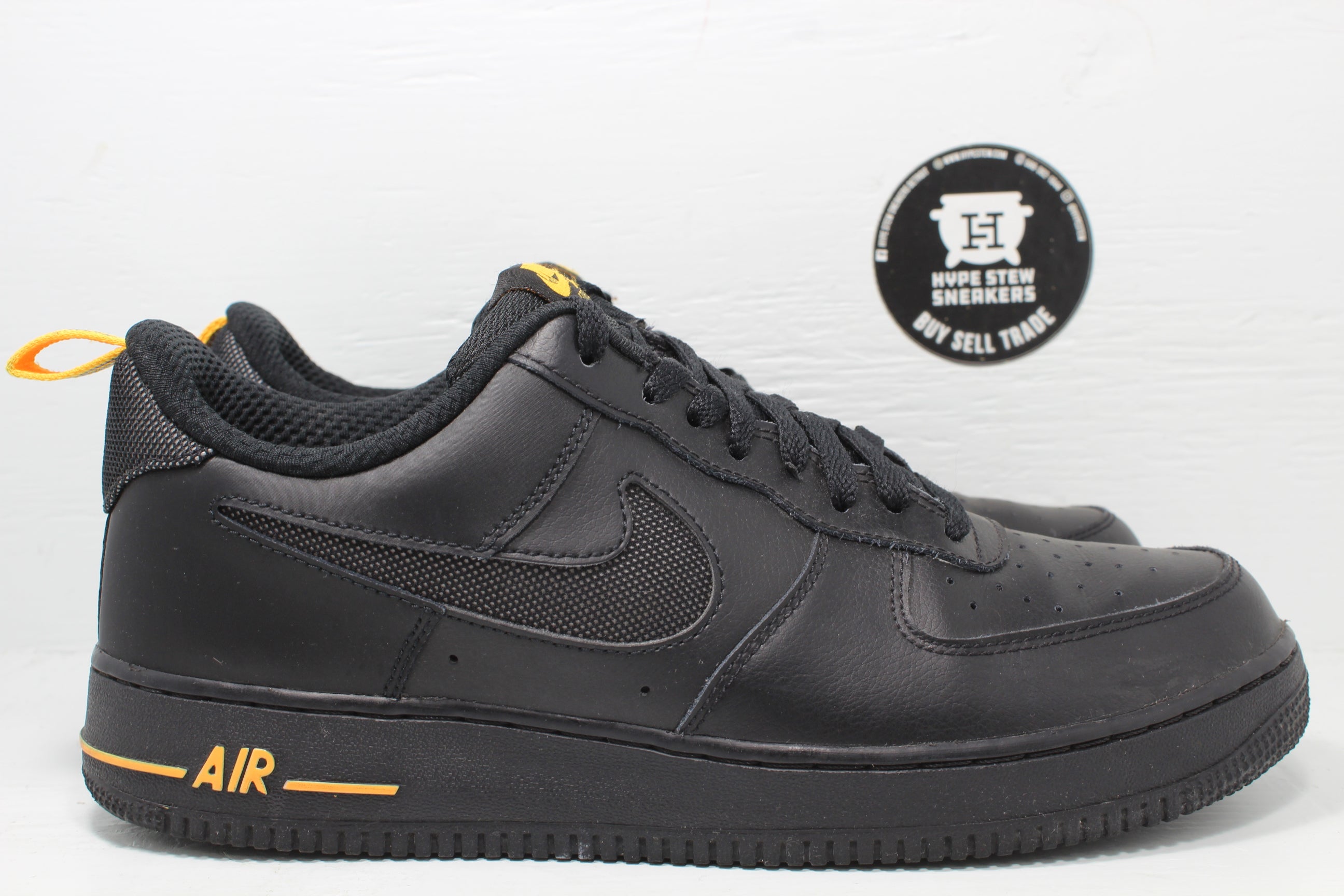 black & orange air force 1 lv8