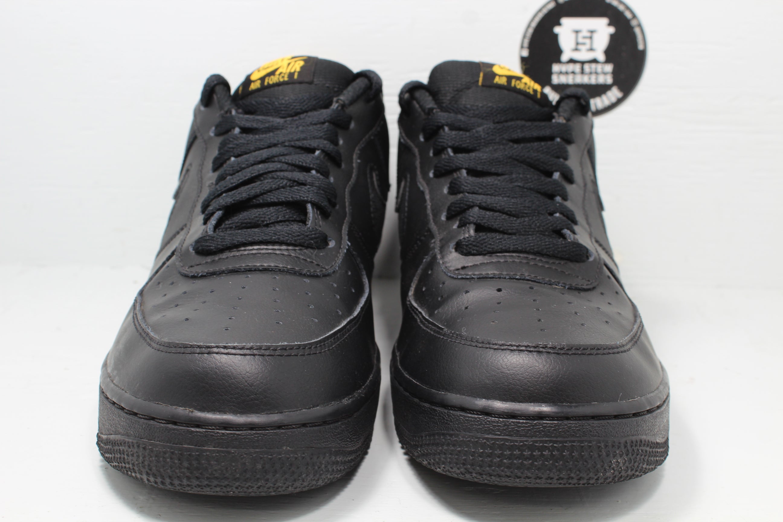 black & orange air force 1 lv8