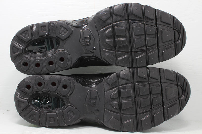 Nike Air Max Plus 1.5 TN Black Volt - Hype Stew Sneakers Detroit