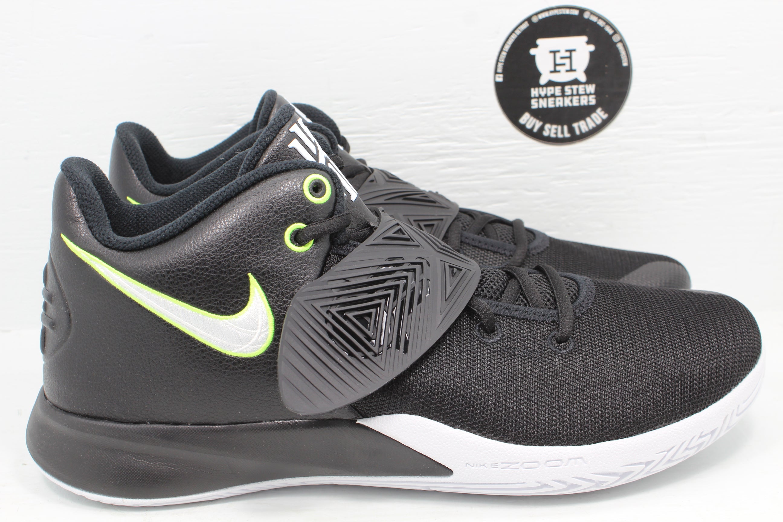 Kyrie Flytrap 3 Black Volt Amazon.com | Nike Kyrie Flytrap III PS Boys Shoes Size 10.5  main image 4