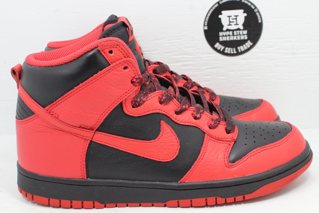 Nike Dunk High Black Action Red "Saint Johns" March Madness Pack - Hype Stew Sneakers Detroit